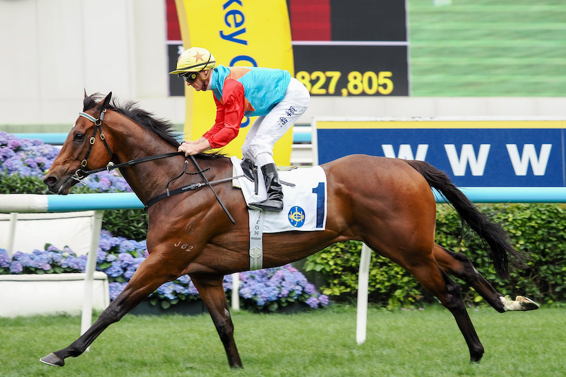 Ka Ying Rising bat les records... sur la main.